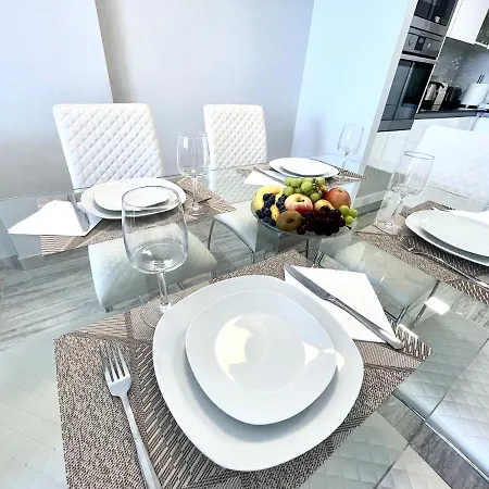 Apartment Exclusive On The First Line Of Sol Y Mar Benidorm